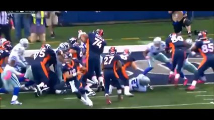 Peyton Manning fakes out everyone in AT&T Stadium with bootleg run