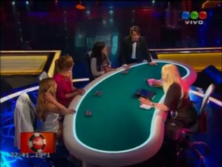 Tanto bromear, Nazareno se cayó de verdad