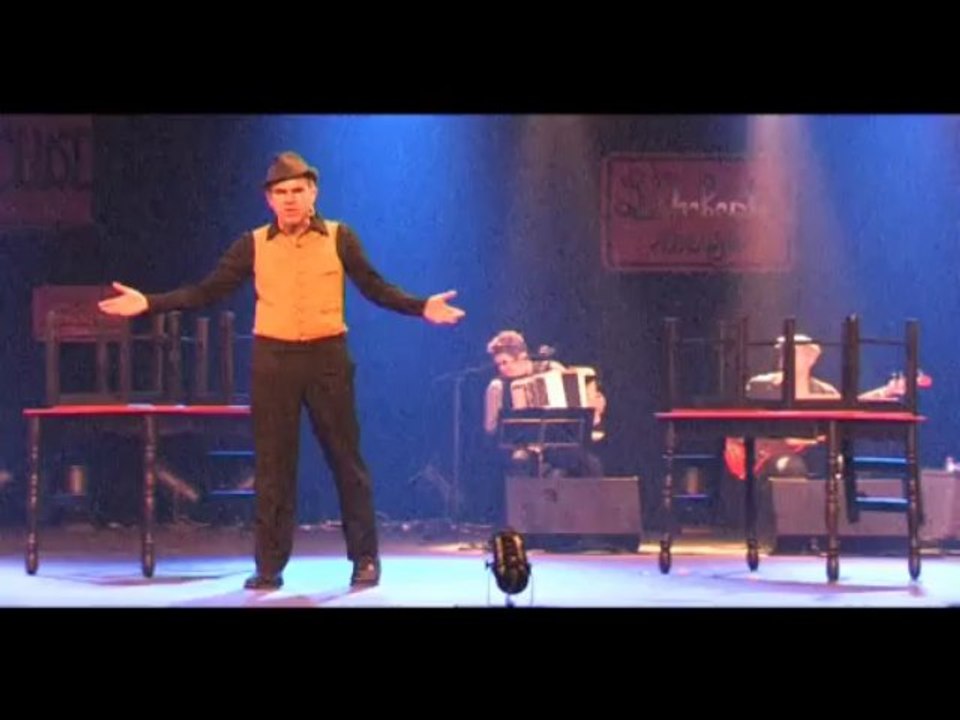 Extraits Comédie musicale Le bar de l'ecluse Aulnoye Aymeries octobre 2013