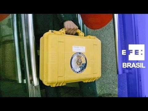 Polícia espanhola analisa caixas pretas de trem acidentado