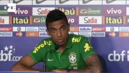 Marcelo se mostra incomodado com perguntas sobre a Espanha