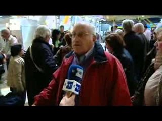 Iberia strikers clash with police at Barajas airport