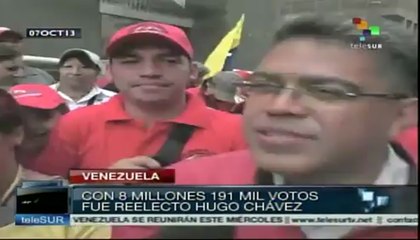 Gran marcha en Caracas recordando el triunfo de Chávez hace un año