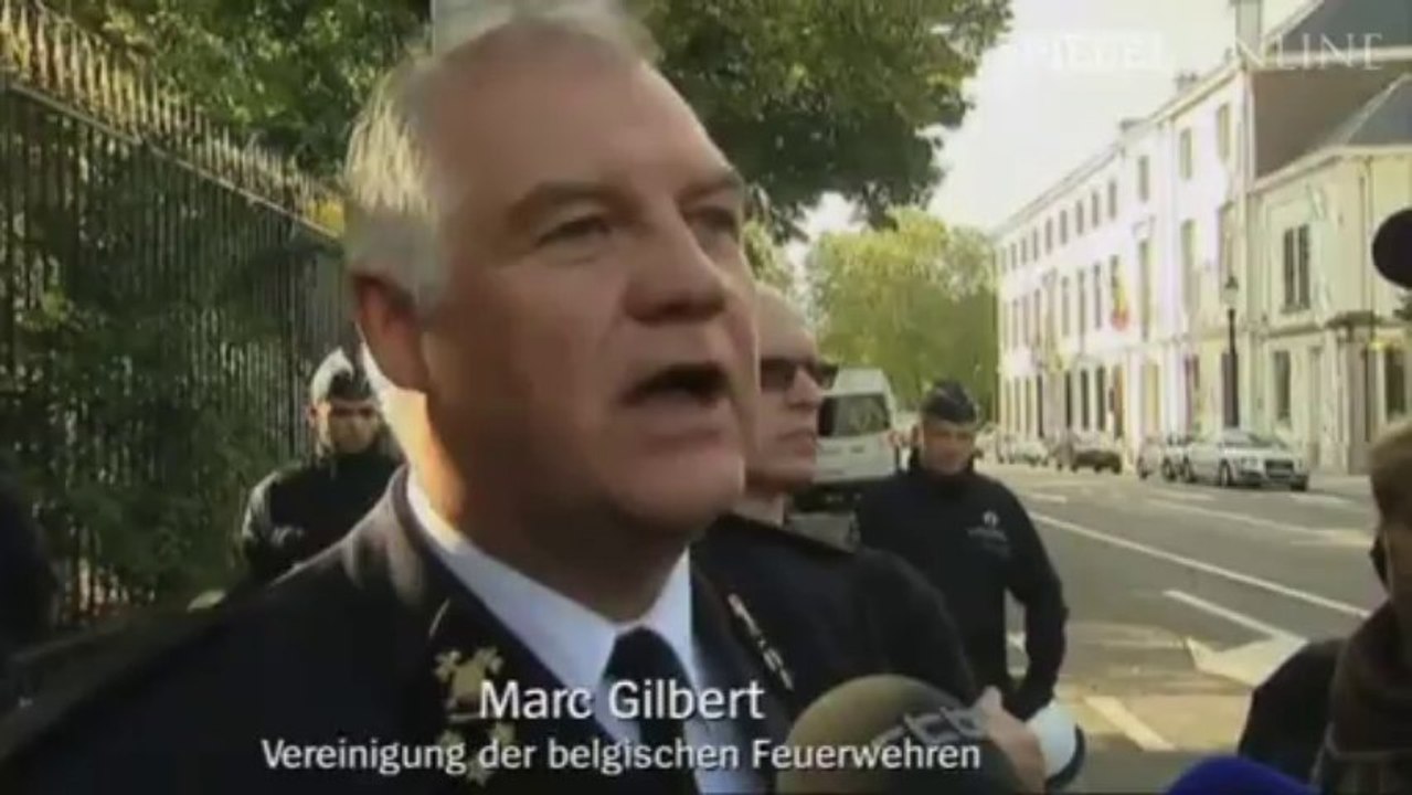 Schaumparty-Protest von Feuerwehr in Brüssel