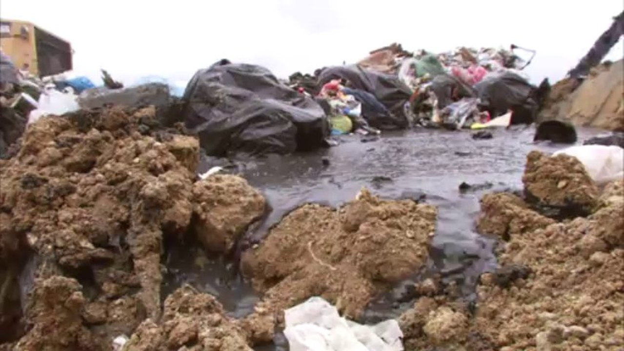 Super Trash Le Film : Sous les déchets ... des hydrocarbures
