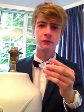 Ben Reeves eats a lightbulb! - BLEEDING_-O