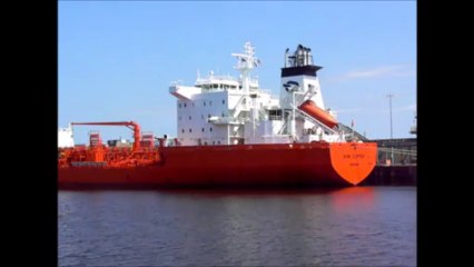 Ride  on  Cape  Fear  River