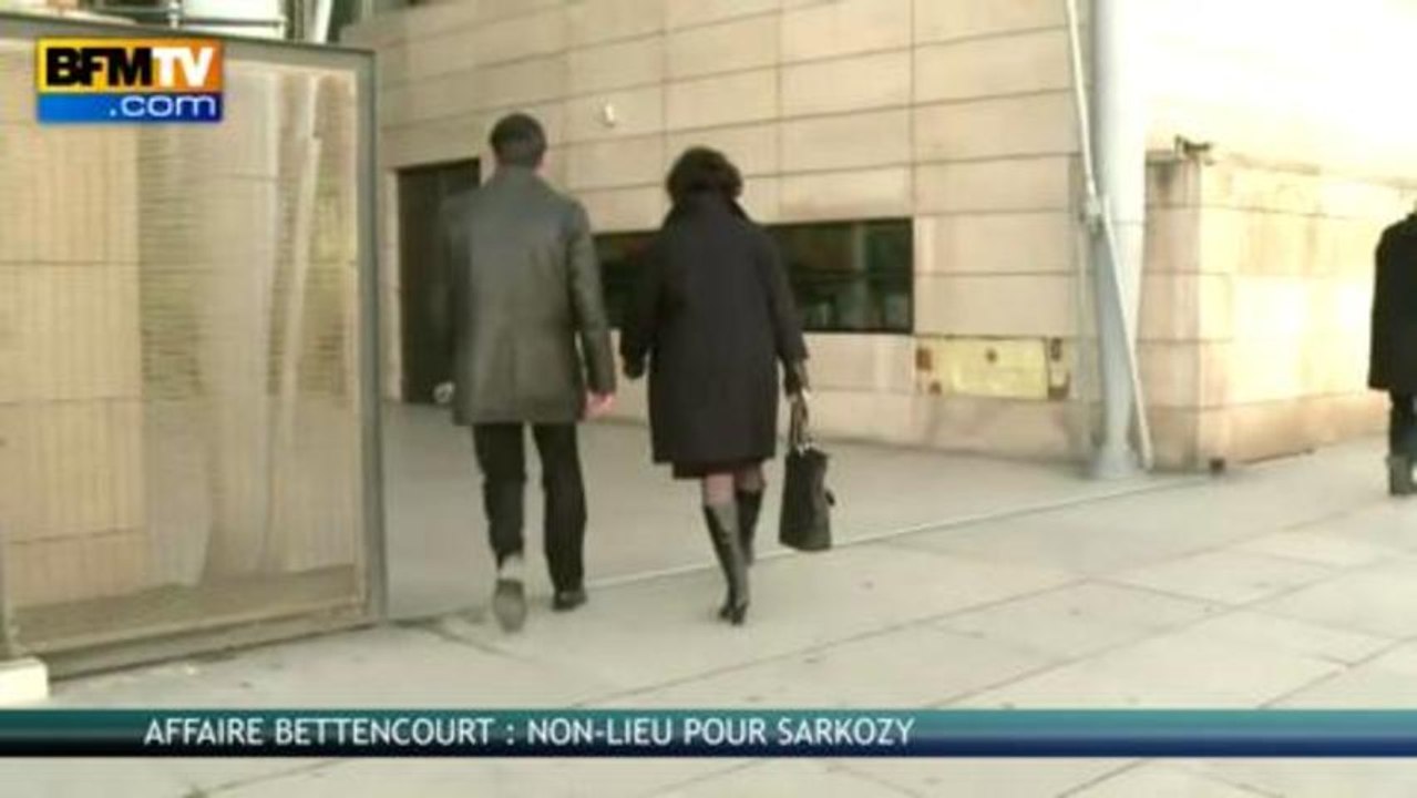 Zapping de l’actu - 08/10 - Hollande veut inverser la courbe du chômage, le président des arbitres recadre Zlatan