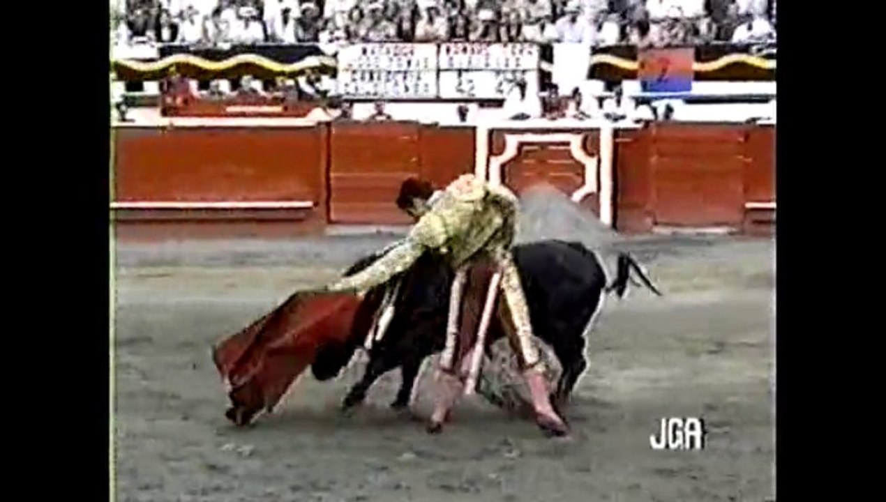 Jose Tomas indulto en Manizales 1998