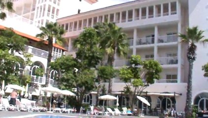 Riu Palace Madeira 4,5 Sterne Canico de Baixo Hotel Palmen Meer Strand Gehweg Pool Schwimmbad
