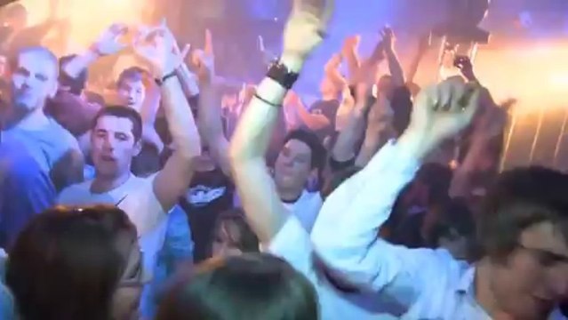 Alex Megane - Turn Me On (Hands Up Version & Live @ Kinki Palace)