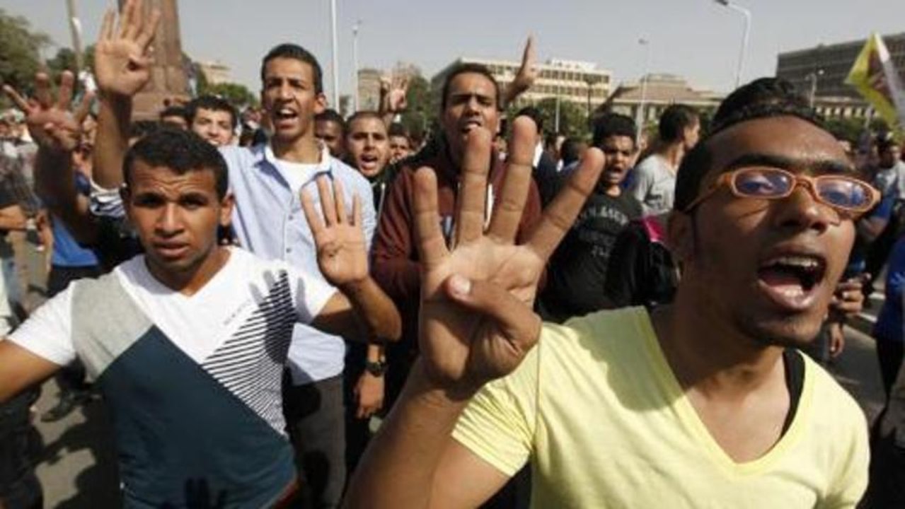 Anti-army protest staged at Cairo University