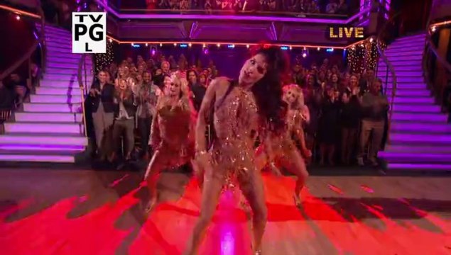 Witney Carson, Sharna Burgess & Lindsay Arnold - Work It