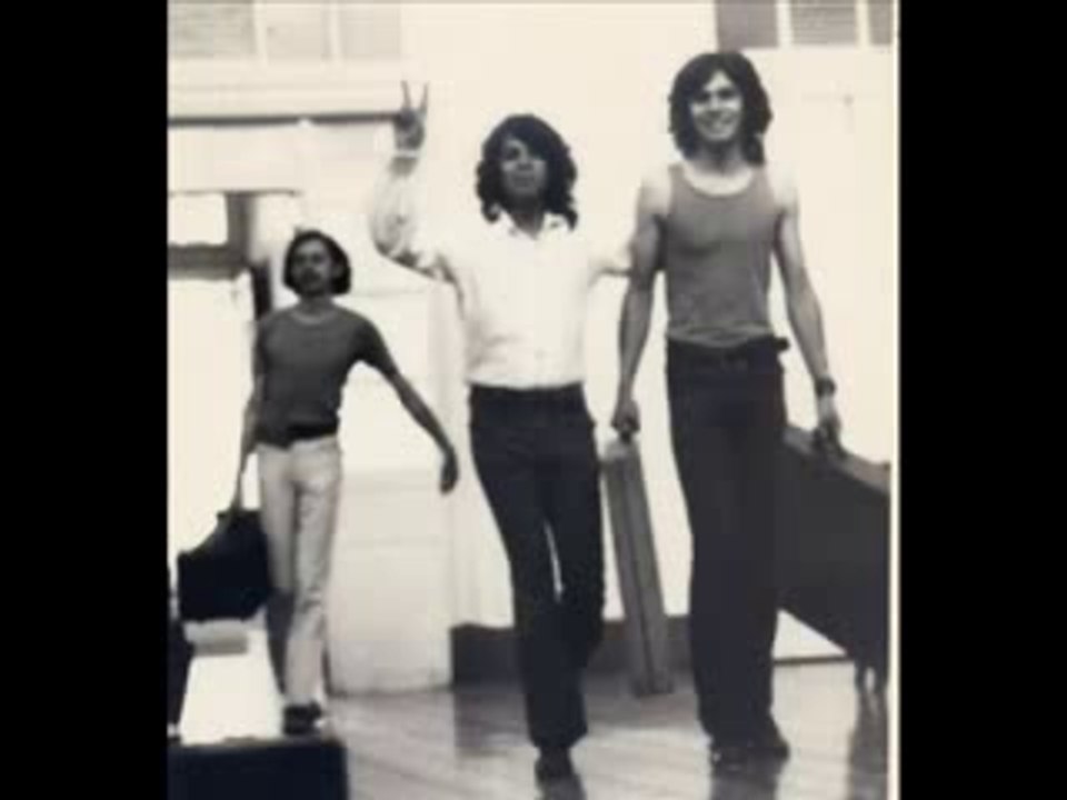 APPLE BAND   Costa Rica