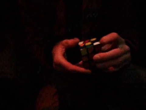Rubik's cube en 27 secondes dans la grotte de Megevette