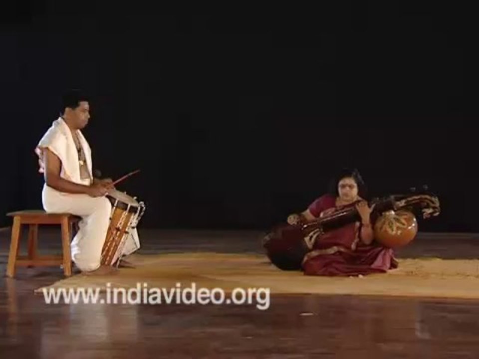 Veena and Chenda performance - Omanathinkal Kidavo Irayimman Thampi