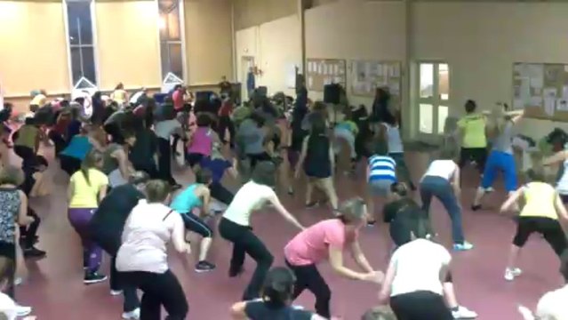 CHOREGRAPHIE ZUMBA, GIMME FIVE BACHATA, BAYEUX FITNESS FORME, MARDI 08 OCTOBRE 2013