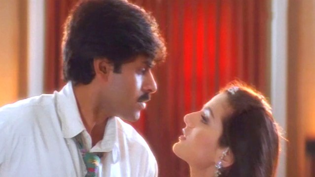 Pawan Kalyan Face To Problems With His Girlfriends - Badri - Pawan Kalyan, Amisha Patel