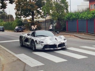 Exclusif : Auto Plus a filmé LaFerrari !