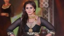 Huma Qureshi Walks The Ramp @ India Bullion & Jewellery Awards !