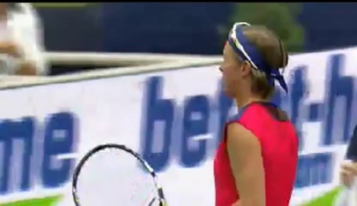 Camila Giorgi perde contro la Flipkens a Linz