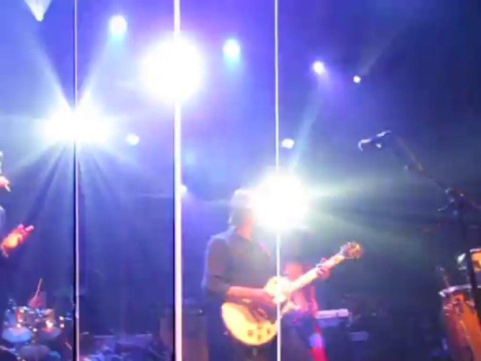 Tony Hadley (Spandau Ballet) - Throught the barricades @Paard van Troje Den Haag 04-10-2013 MVI_1132