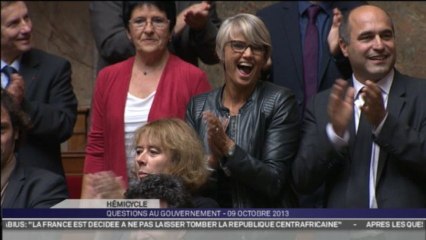 QAG : les députées de gauche boudent le début de la séance pour protester contre le machisme