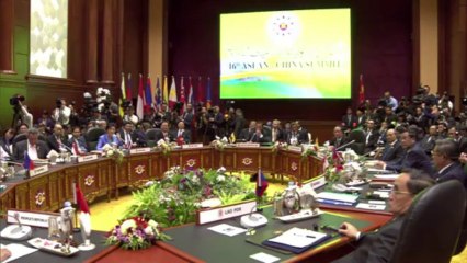 China premier calls for 'peace' in South China Sea