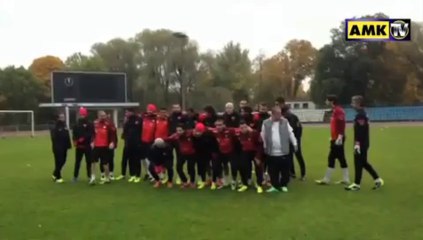 Burak Yılmaz'dan Hadise taklidi