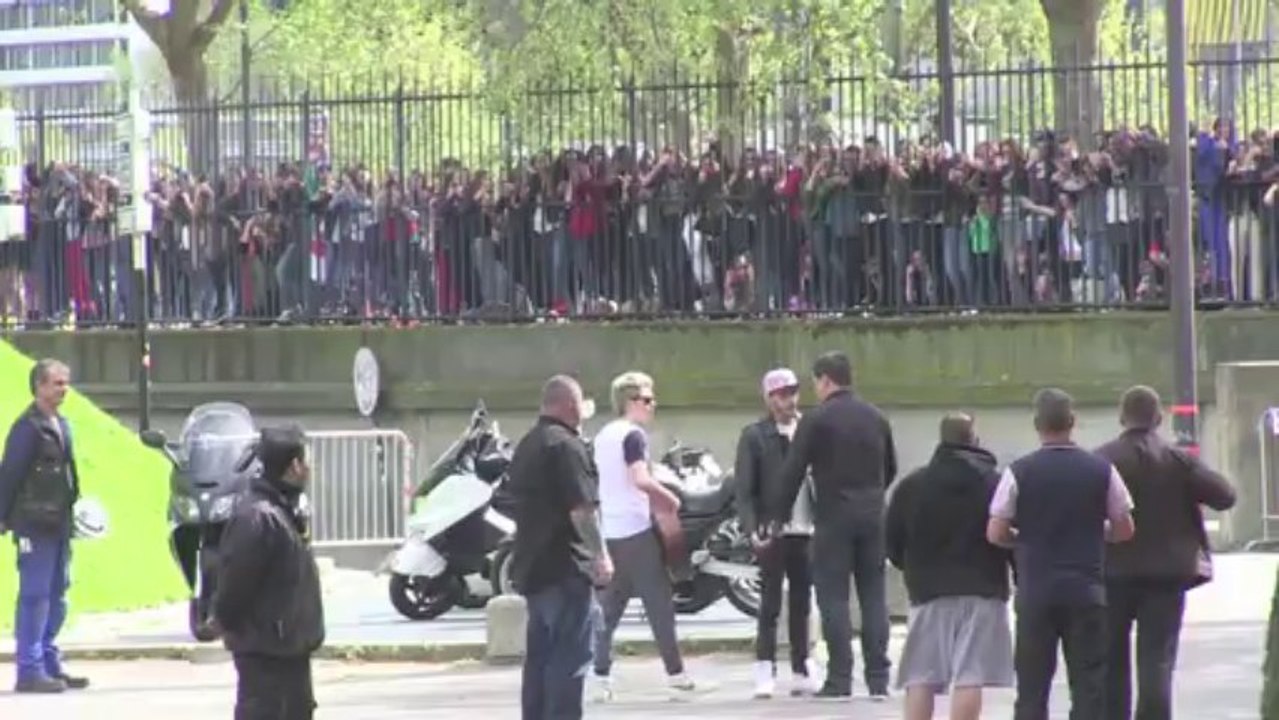 One Direction : L'ambiance monte à Bercy