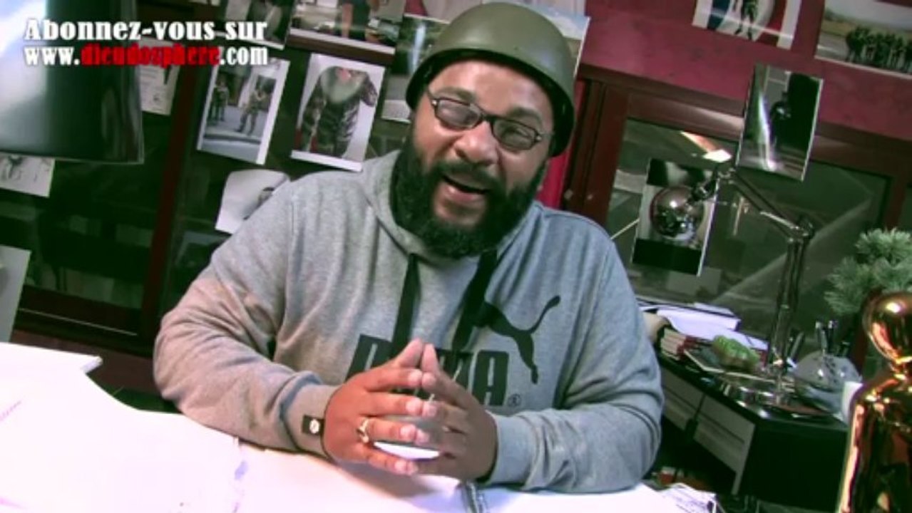 Dieudonné répond à Elie Semoun (avec un extrait du spectacle Le Mur en exclusivité !!!)