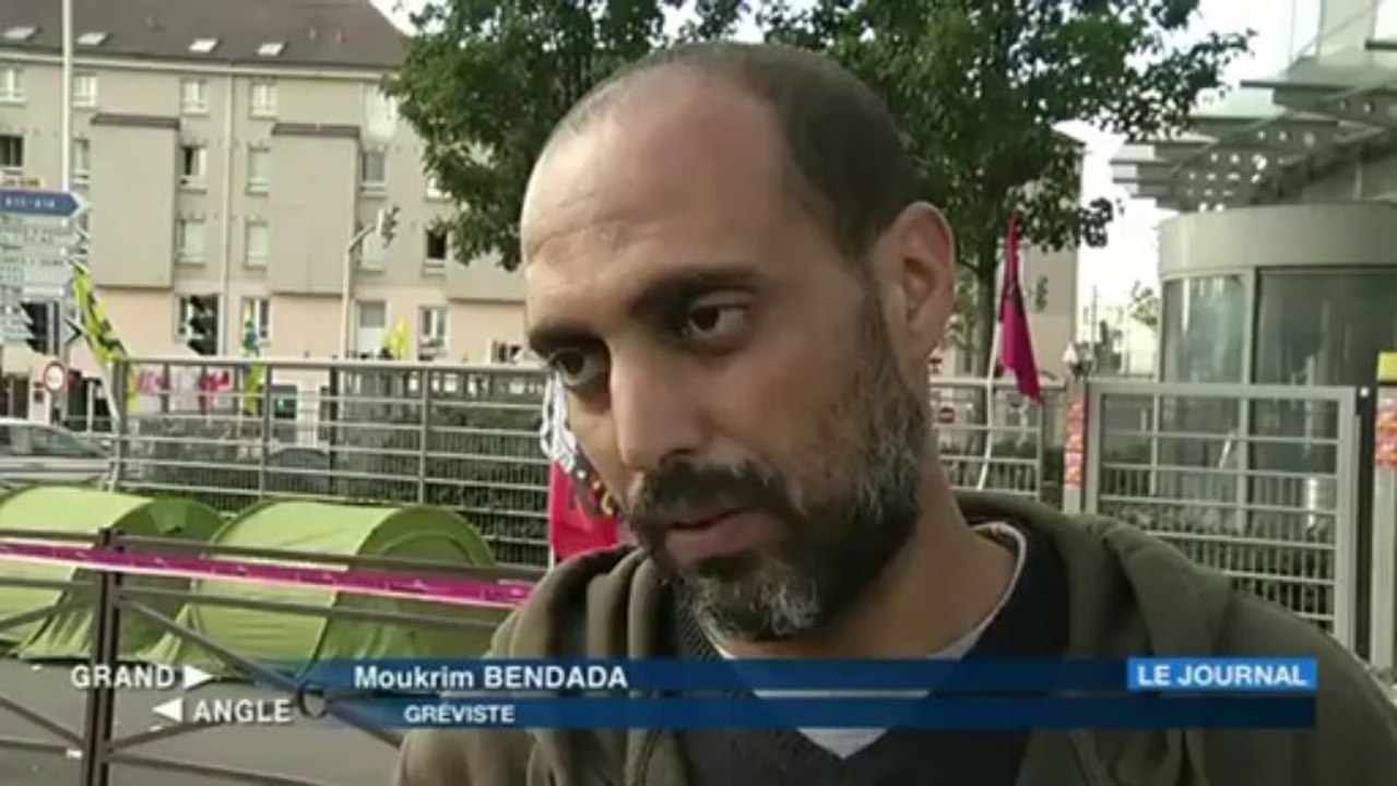 Olivier BESANCENOT soutient les grévistes de PSA Poissy