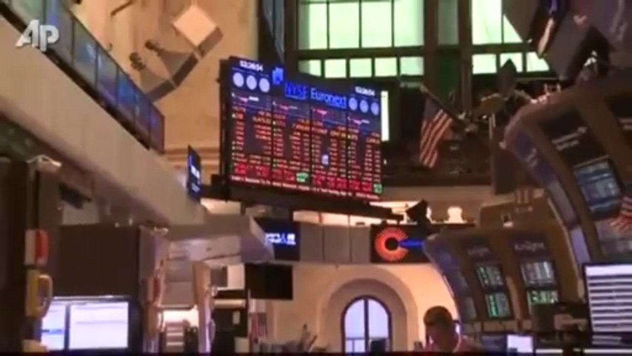 SandP Downgrades US Credit Rating From AAA