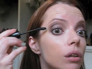 Julia Petit Passo a Passo Scarlett Johansson Maquiagem