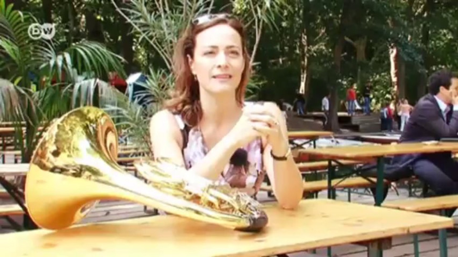 British Hornist Sarah Willis | Insight Germany - video Dailymotion