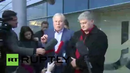 Edward Snowden's  father arrives in Moscow