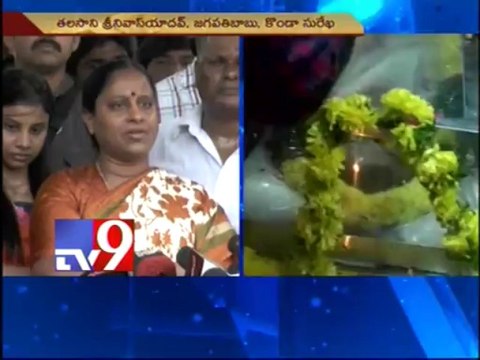 Celebrities pay tribute to Srihari - Part 2