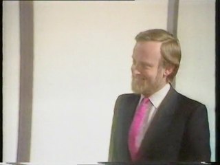 The Paul Daniels Magic Show S06E03 1984 - Richard Stilgoe / George Schlick / Geoff Hoyle