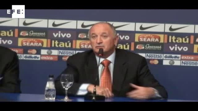 Ronaldinho Gaúcho e Júlio César retornam à seleção brasileira com Felipão