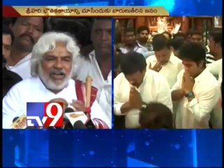 Gaddar recalls association with Srihari
