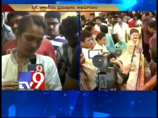 Srihari complained of chest pain before death - Wife Shanti