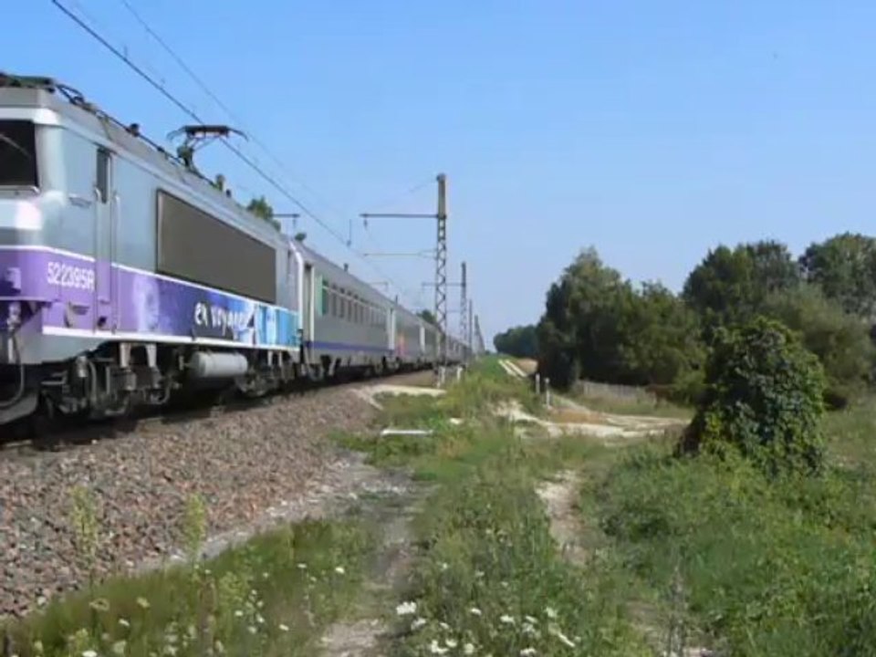 BB 22395 et B5 - TER Paris/Lyon - Gevrey Chambertin