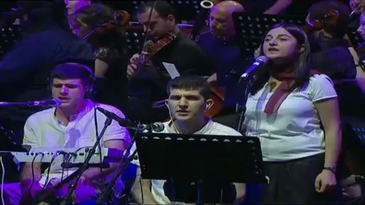 19 grup yorum çav bella istanbul inönü stadyumu konseri 25. yıl