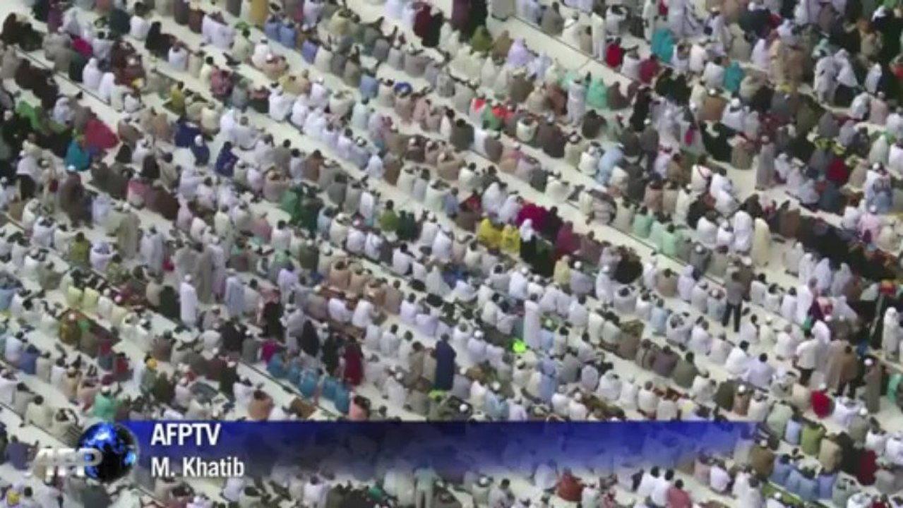 Pilgrims flock to Mecca for hajj despite virus concerns
