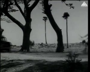 Siripu Varudu Siripu - AANDAVAN KATTALAI (1964)