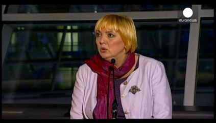 Merkel deja la puerta abierta a una alianza con los Verdes