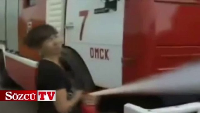 Sunucu kadının zor anları