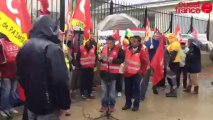 Rassemblement devant la sous préfecture - Contre la réforme des retraites