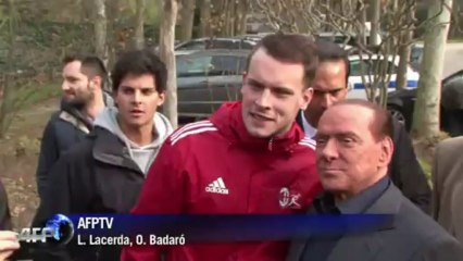 Berlusconi pide trabajo comunitario
