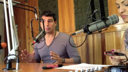 ALBERTO ROSS EN ENTREVISTA ENTRE OTRAS COSAS CON JANDERY ALBORNOZ